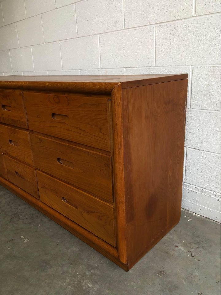 Vintage 9 Drawer Dresser - Made in USA by Dixie Furniture