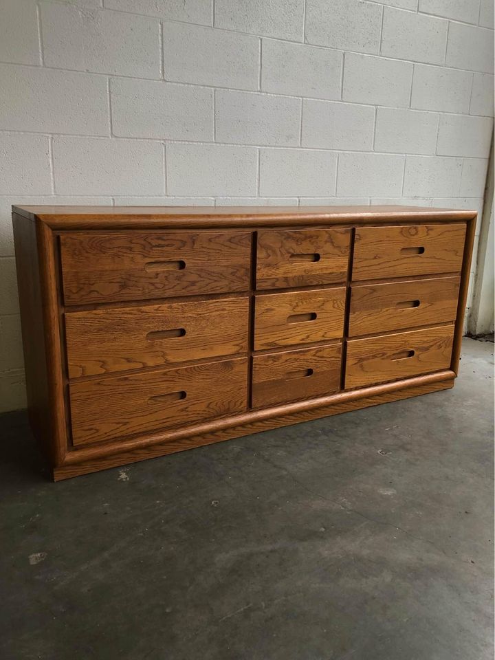 Vintage 9 Drawer Dresser - Made in USA by Dixie Furniture